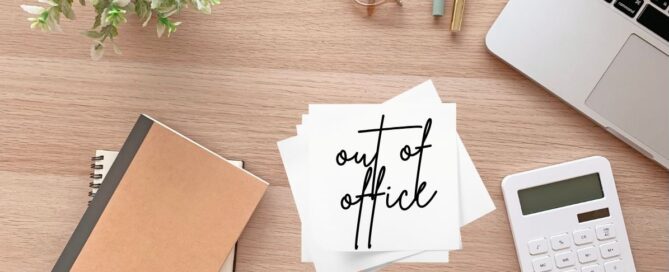 Scrivania da ufficio per studio, formazione e Business English